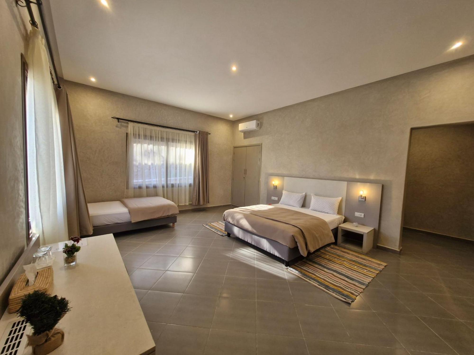 Le Parc Des Oliviers Hotell Hrabil Saâda Exteriör bild