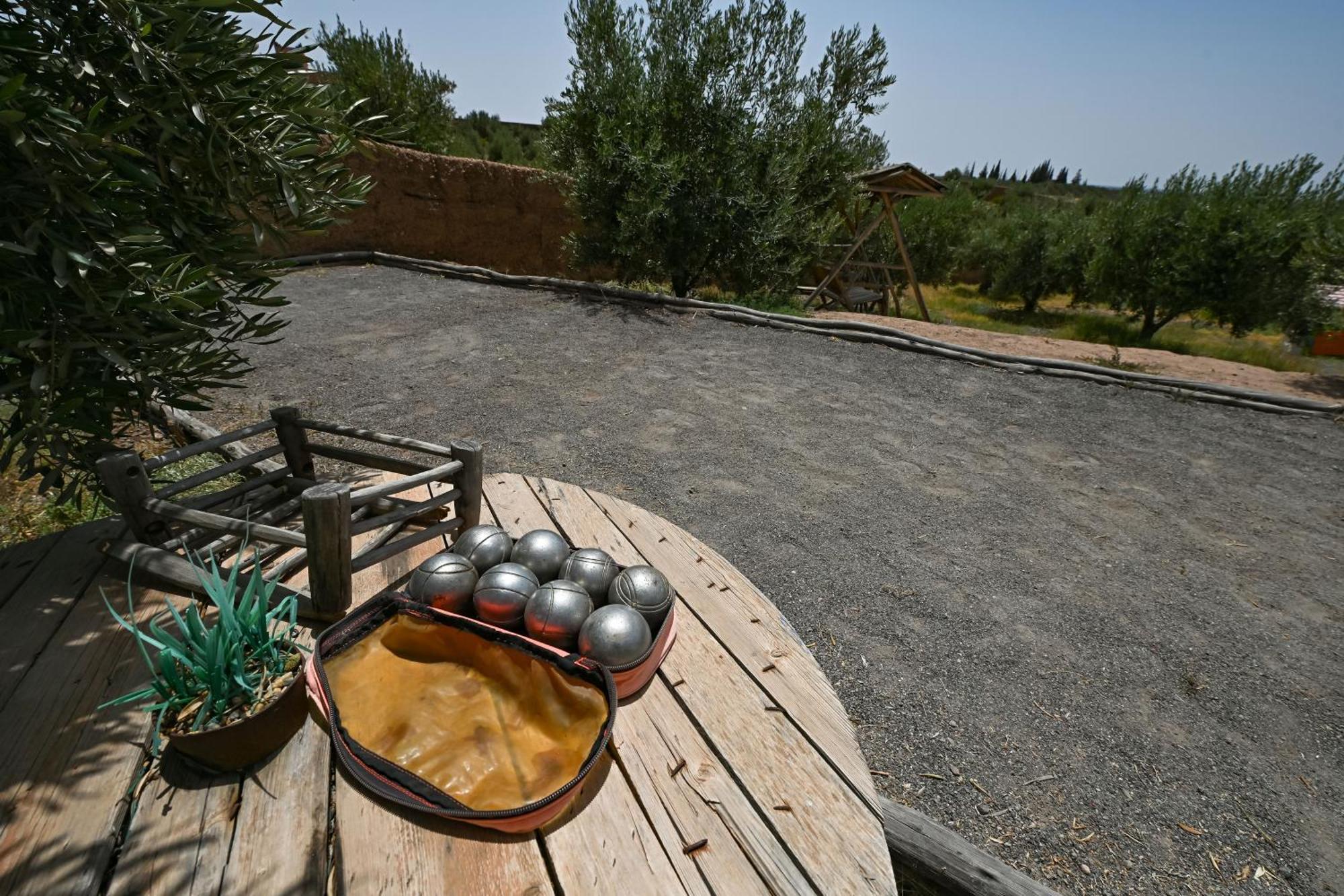 Le Parc Des Oliviers Hotell Hrabil Saâda Exteriör bild