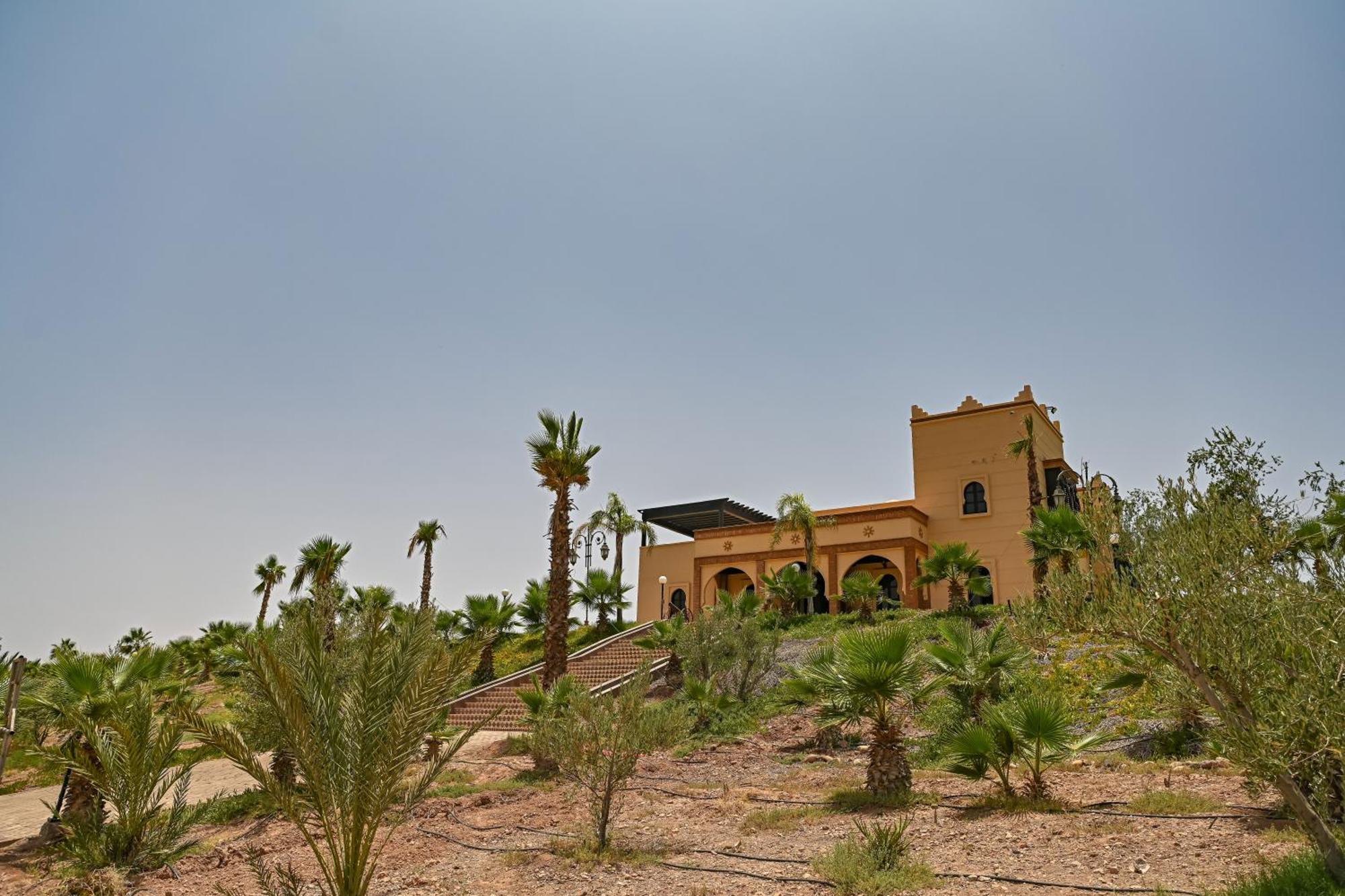 Le Parc Des Oliviers Hotell Hrabil Saâda Exteriör bild